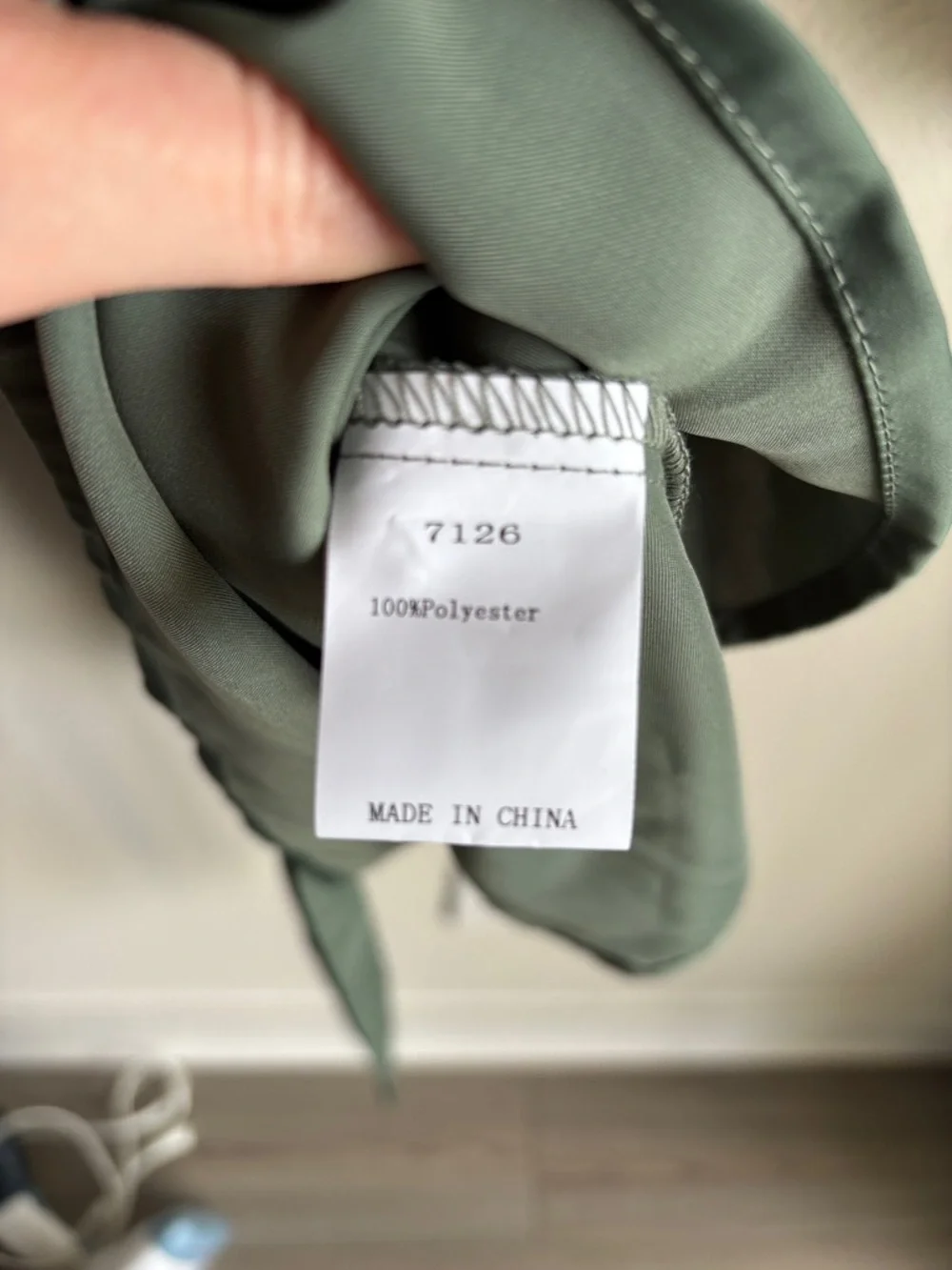 Pretty Garden Green Satin Dress Size Medium - Picture 6 of 6